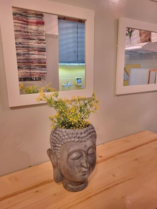 Viva La Frida Boho Apartment In Central เอเธนส์ ภายนอก รูปภาพ