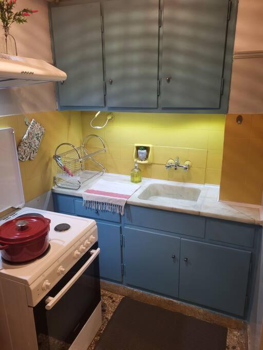 Viva La Frida Boho Apartment In Central เอเธนส์ ภายนอก รูปภาพ