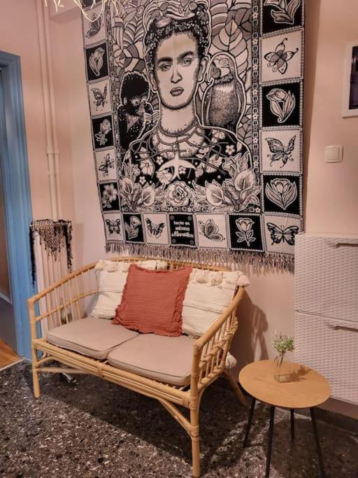 Viva La Frida Boho Apartment In Central เอเธนส์ ภายนอก รูปภาพ